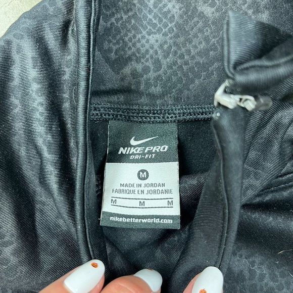 Nike Pro Animal Print Pull Over Jacket - Picture 3 of 4